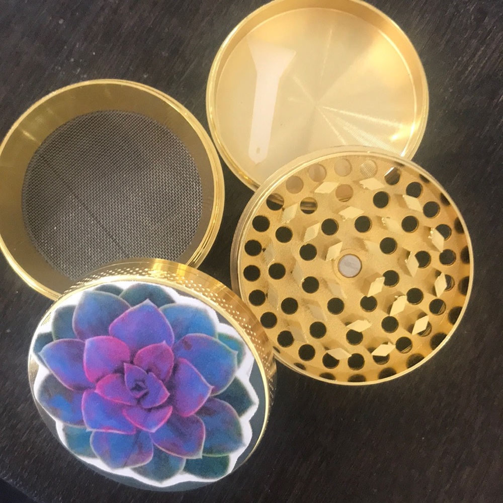 Cactus Herbal Grinder 💜